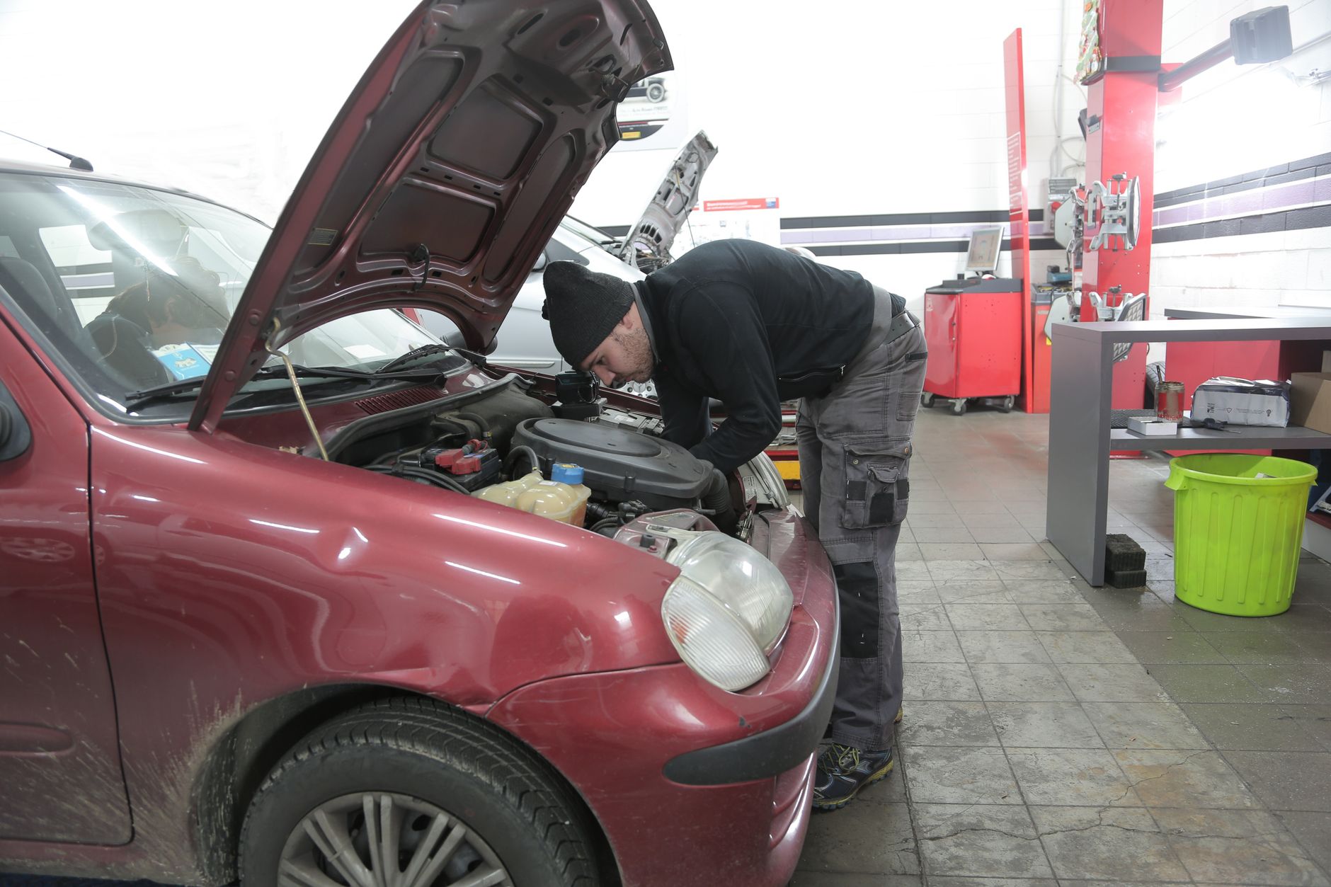 Réparation Voiture équipe à Draguignan